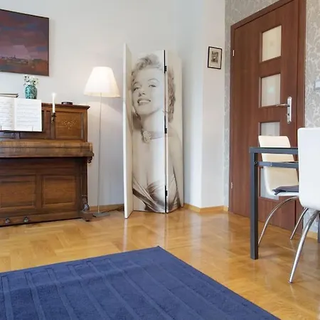 Just Old Town Apartment *